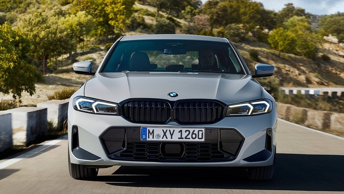 BMW 3시리즈 7세대 모델 전면 그릴사진