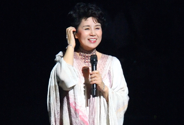 가수 심수봉