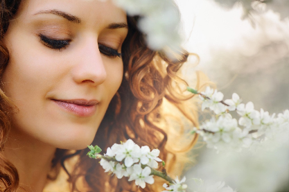 말하지 않아도 끌리는 사람들의 비밀 &ndash; 묘하게 매력 있는 그들의 5가지 공통점