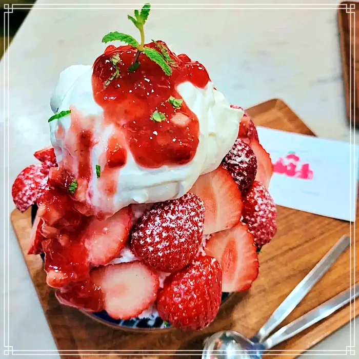 픽업 트랜드 스페셜 신사, 가로수길 밤타래 케이크, 몽블랑, 카츠산도 맛집