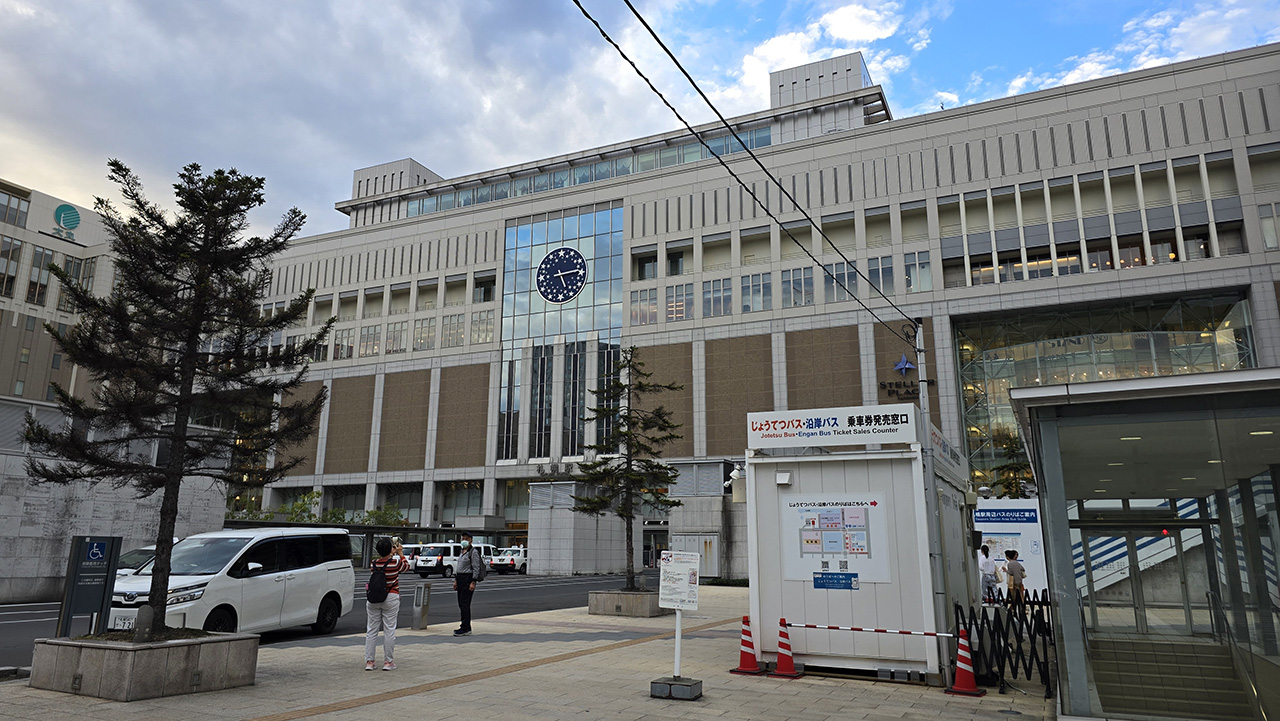 삿포로역 도착