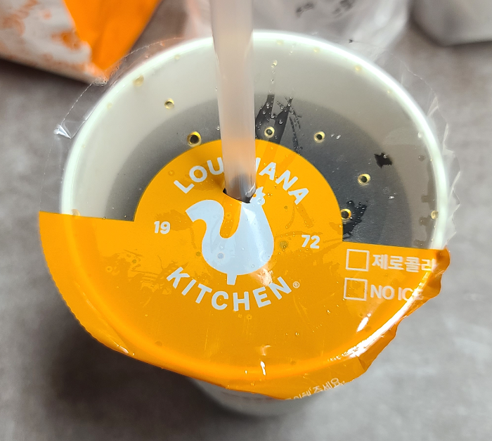 파파이스 성남신흥점 치킨샌드위치 깔끔한포장 배달완료 내돈내산 케이준감자튀김 종이컵콜라