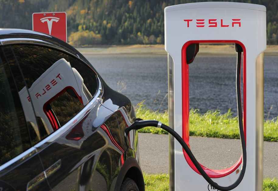 테슬라 주가와 일론 머스크, 미래 전망은?