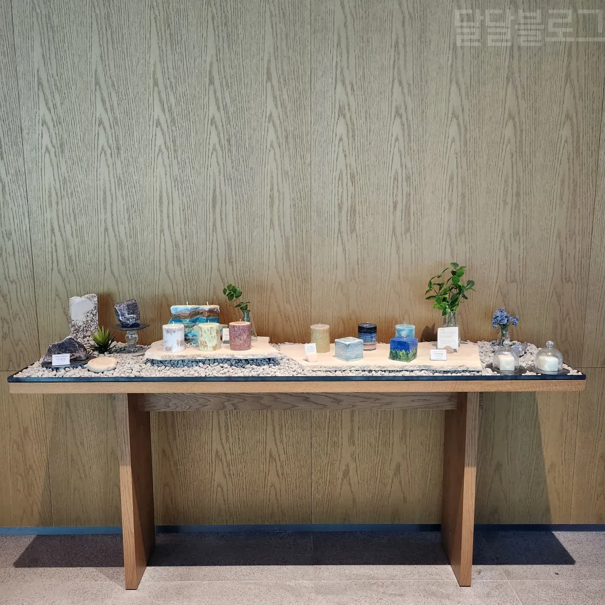 정선-파크로쉬-로비-내부-장식