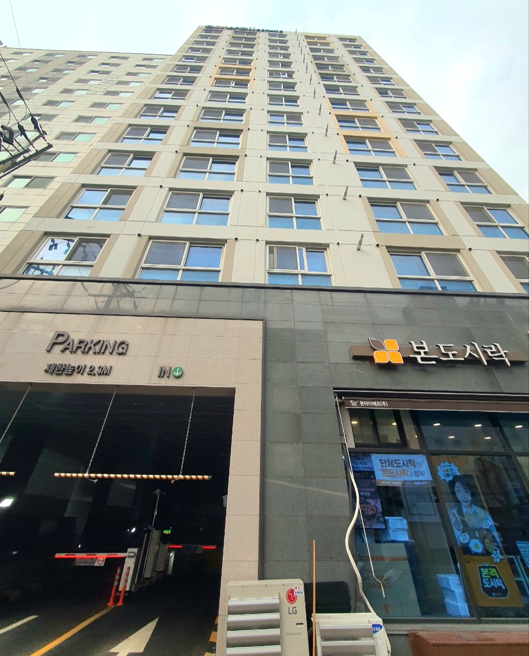 성남모란-지웰에스테이트-주차장을-소개해-드립니다.