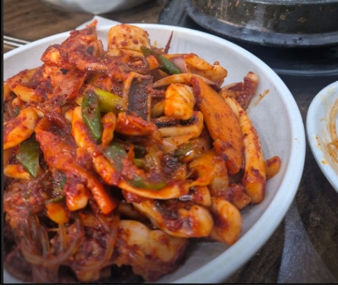 오징어 볶음 이미지 사진