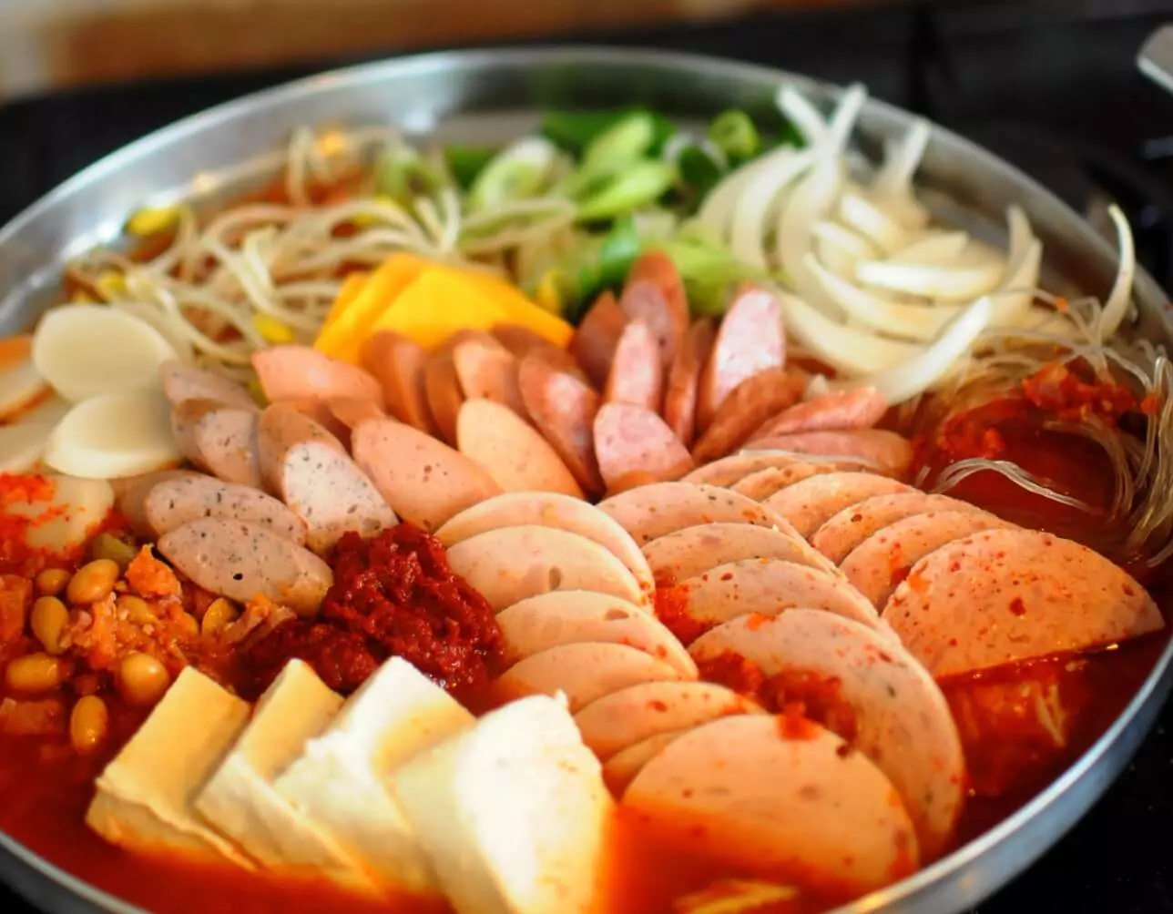 생방송-투데이-고수뎐-수제-부대-찌개-위치-안내