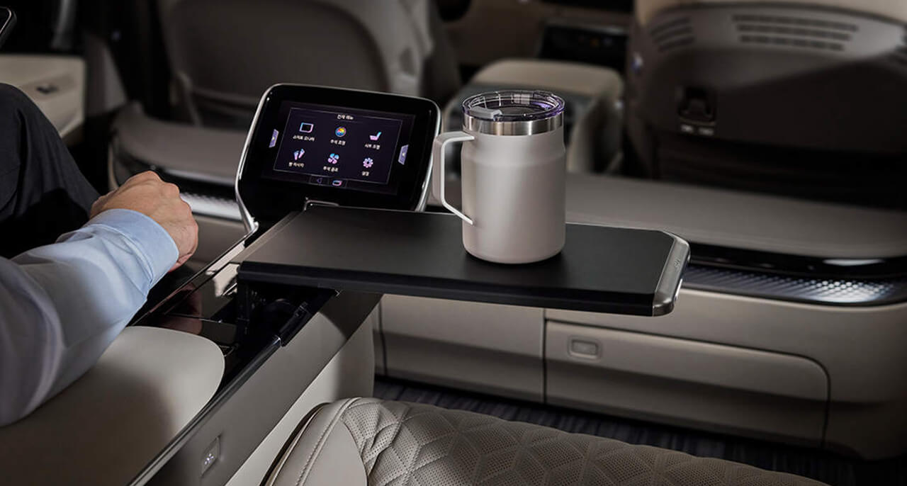 2025년 기아 카니발 하이브리드 다양한 옵션