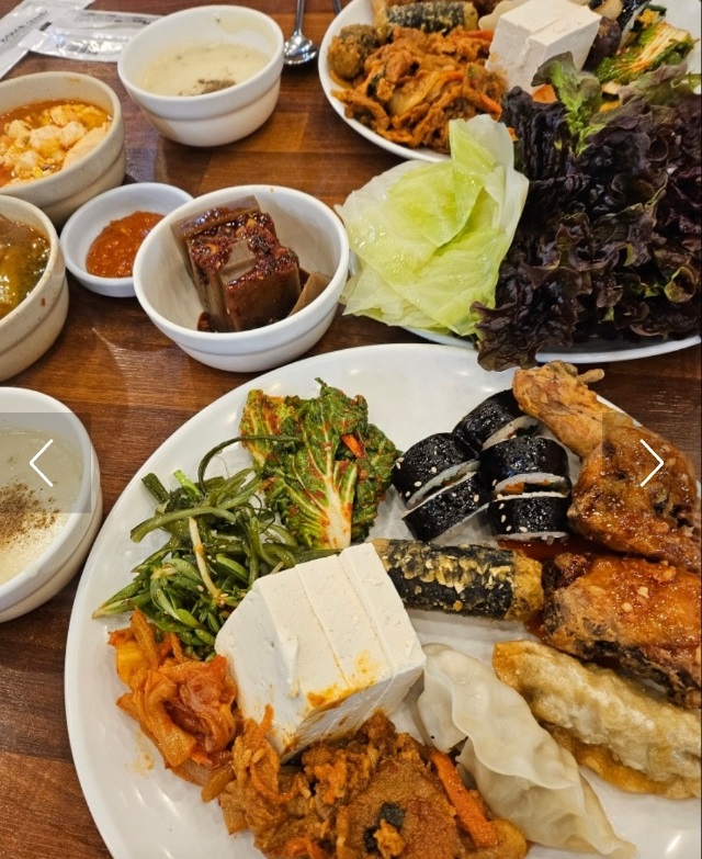 청주-한식뷔페-참나무골한식뷔페