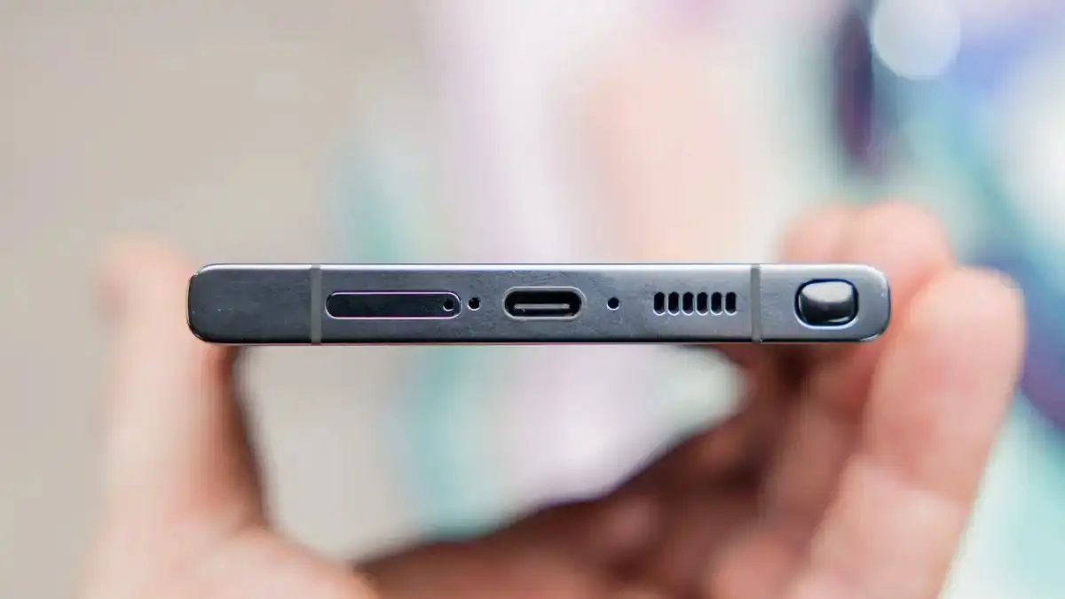 갤럭시 S23 VS S24 디자인 및 디스플레이