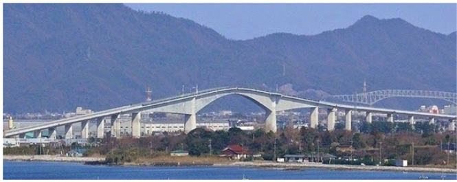 엄청난 경사의 에시마&nbsp;오하시&nbsp;교량은 실제로 무서울까? VIDEO: Japan's 'roller coaster' bridge: Eshima Ohashi Bridge