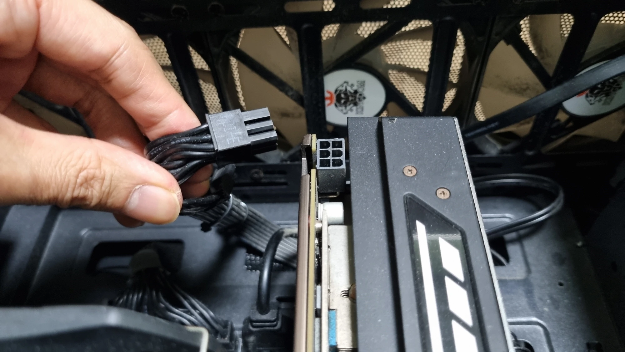 전원 잭 분리 모습