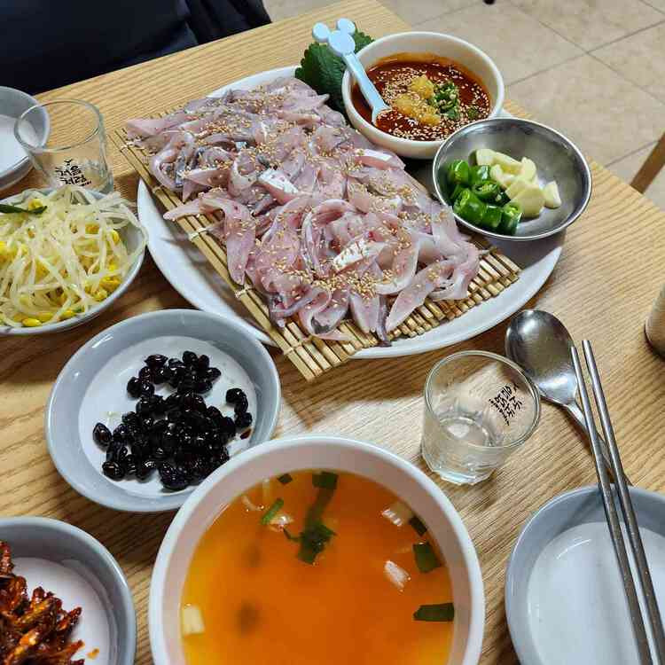 여의도 3대 대구탕 '신송한식'