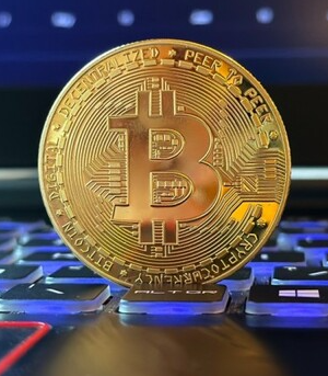 비트코인 1억원 돌파 소식 전망 관련주