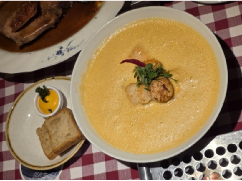 뮌헨 맛집 추천 : 시청사 지하의 레스토랑 '라츠켈러'