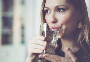 생수 먹는샘물 혼합음료