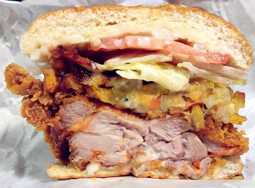 야채통통 치킨버거