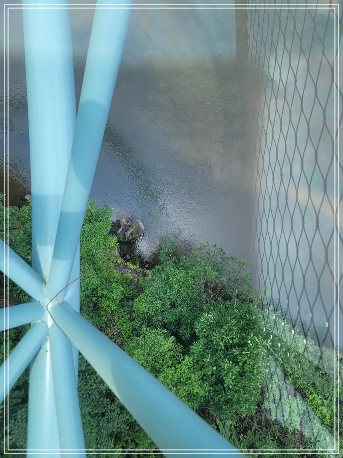 한탄강-주상절리길-철원한탄강-스카이전망대-투명유리발판-아래