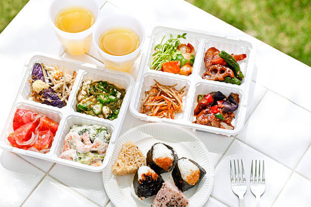 오늘부터 1일되는 가성비 좋은 벚꽃놀이 건강 도시락 & 간식