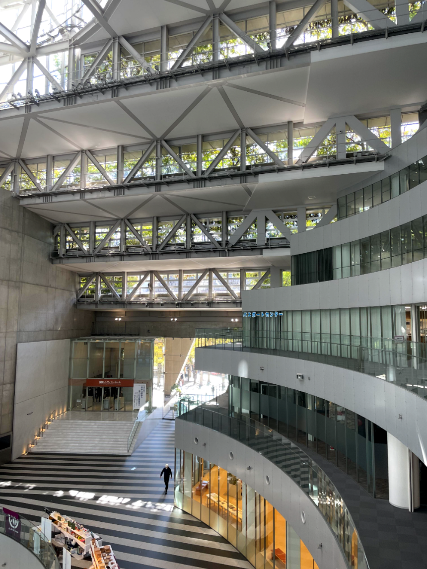 아크로스 후쿠오카 아트리움2