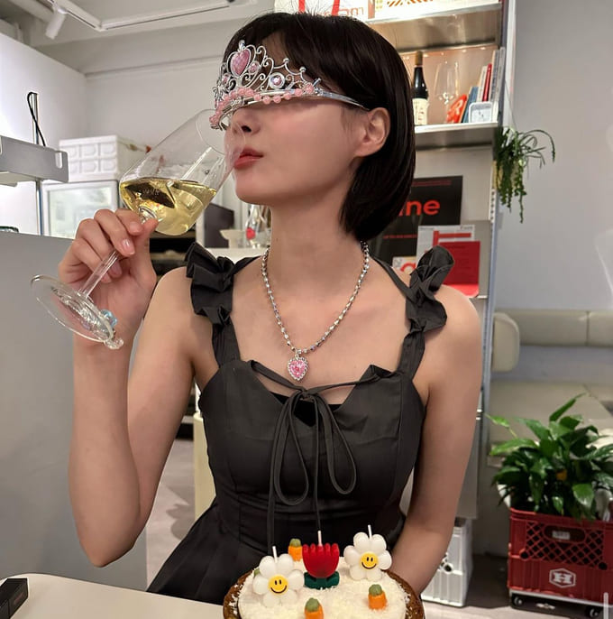 배우 연우 사복