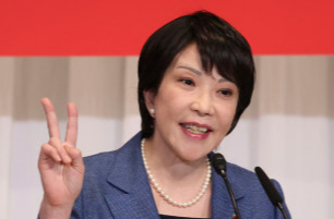 다카이치 사나에