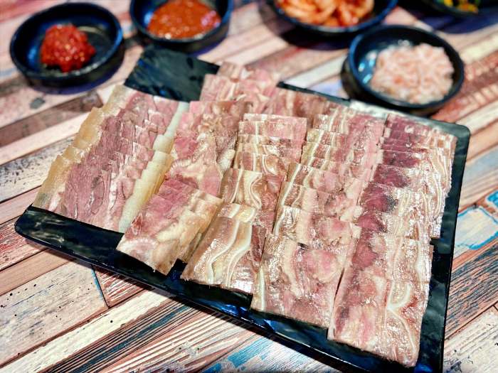 6시내고향 부산 부평 깡통시장 전국 택배 돼지국밥 맛집