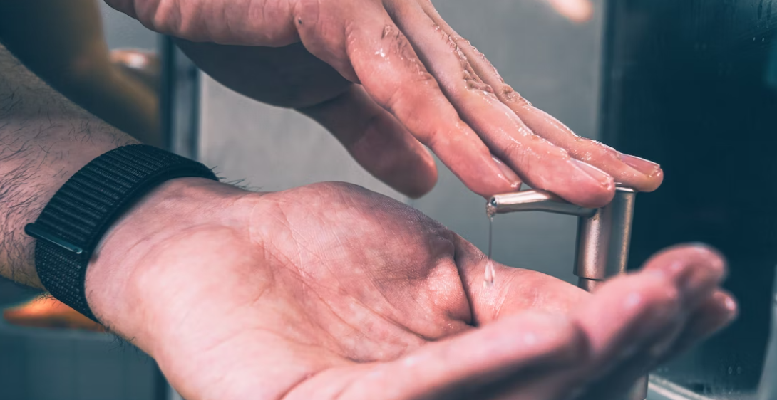 이유없이 불안하고 의지와 상관없는 행동을 한다면 이 질환 의심해봐요