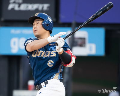 양의지 타격하는 모습