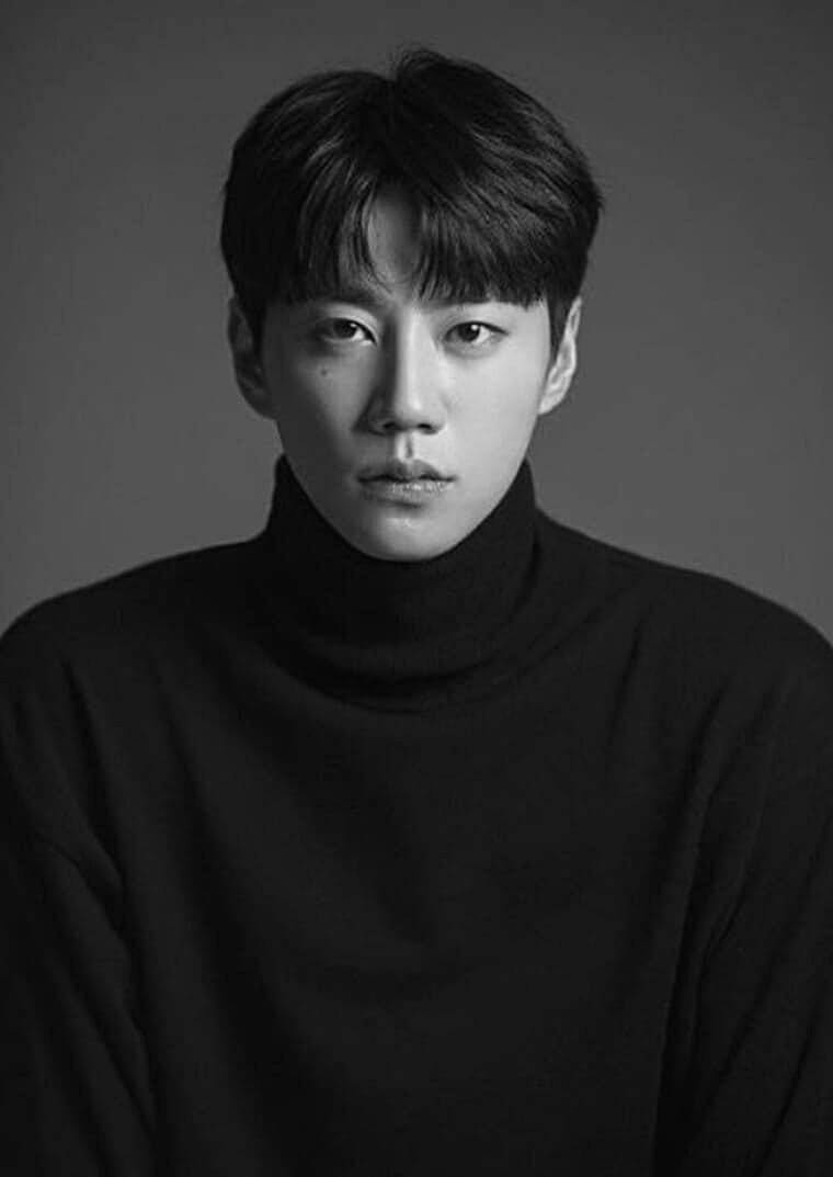 배우-이준영
