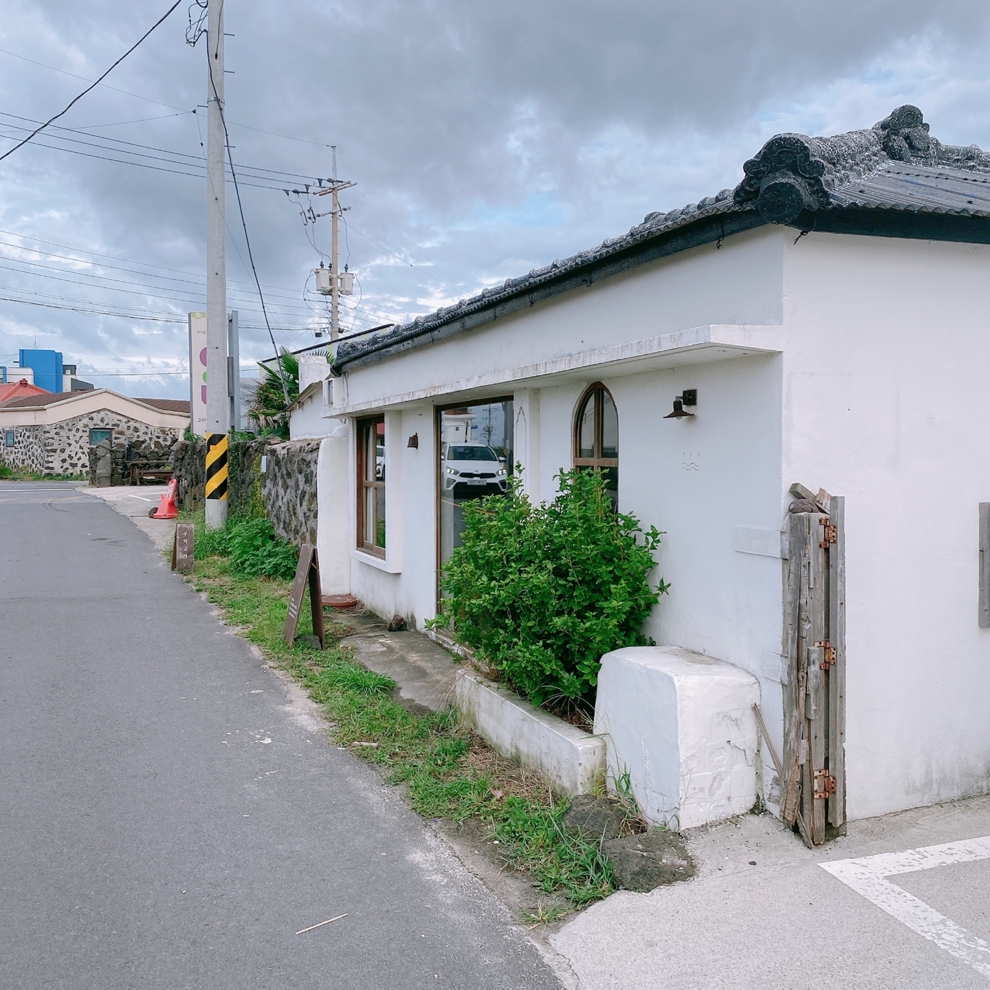 제주 한림 금능 제주구옥 주택개조 카페 잔물결