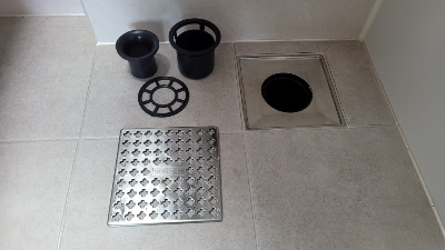 욕실 배수 트랩 청소