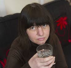 딸꾹질 멈추는 방법