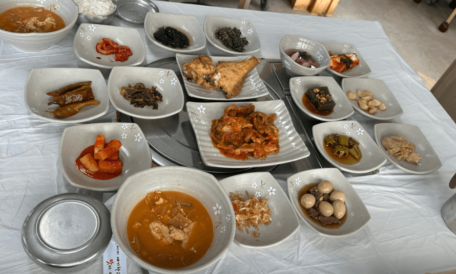 동네한바퀴 낙지볶음 병어조림 전남 신안 맛집