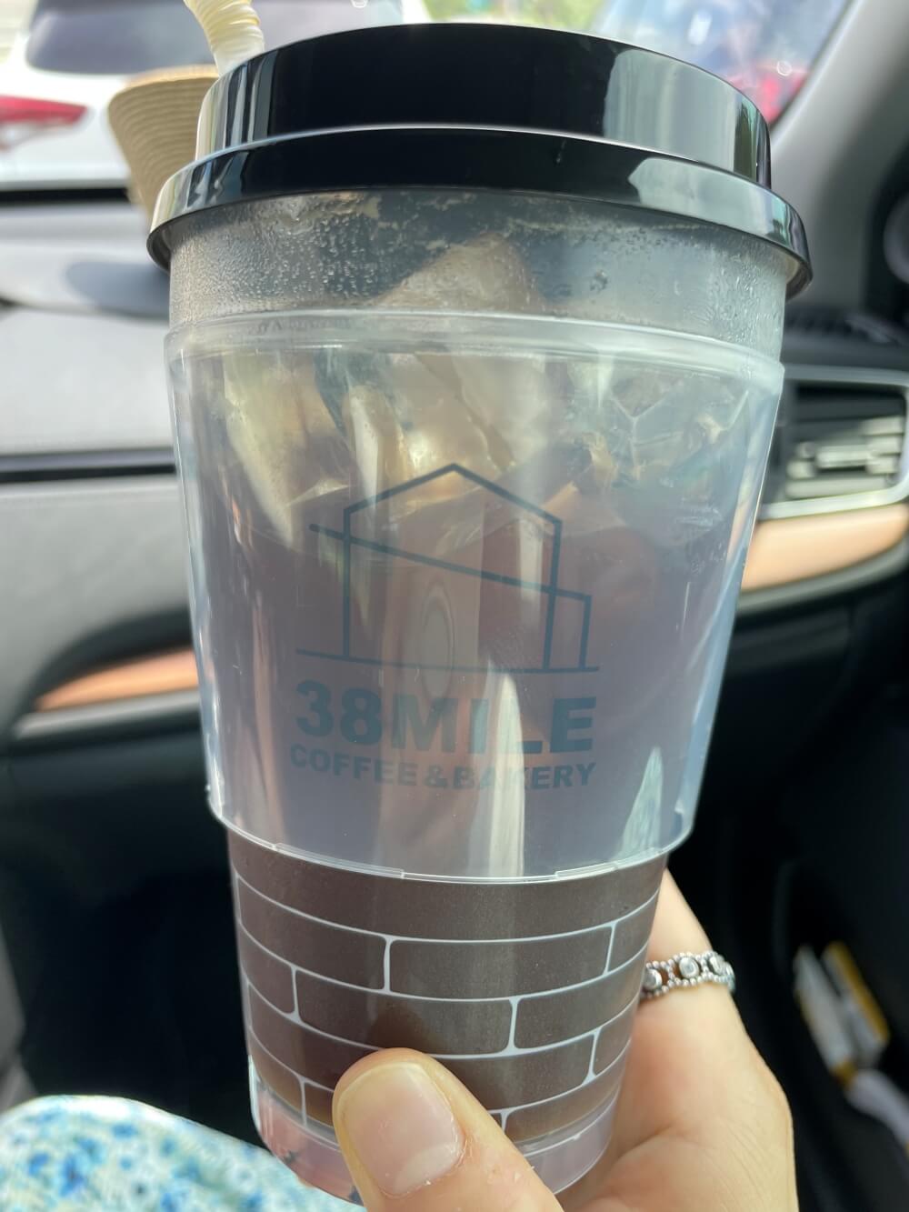 춘천-베이커리-카페-38마일(38MILE)-테이크-아웃-컵