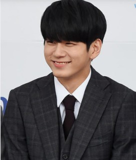 옹성우 군대 전역
