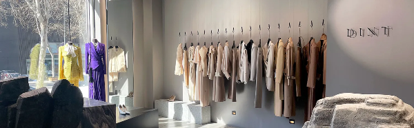 딘트 하객 패션 추천 아이템 드레스 빅사이즈