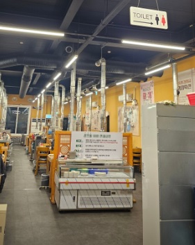 생생정보 오늘 또 방문 스타밥집 가수 김수찬 단골 인천 24시 경희궁 효성점 왕갈비탕 돼지왕갈비 맛집