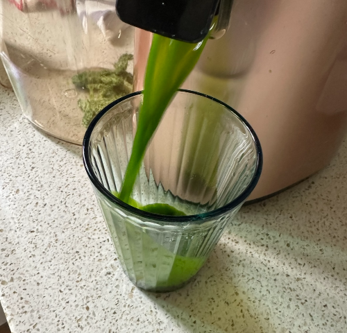 셀러리 주스가 피부에 좋은 이유