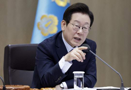 여야 정당 지지흐름의 차이