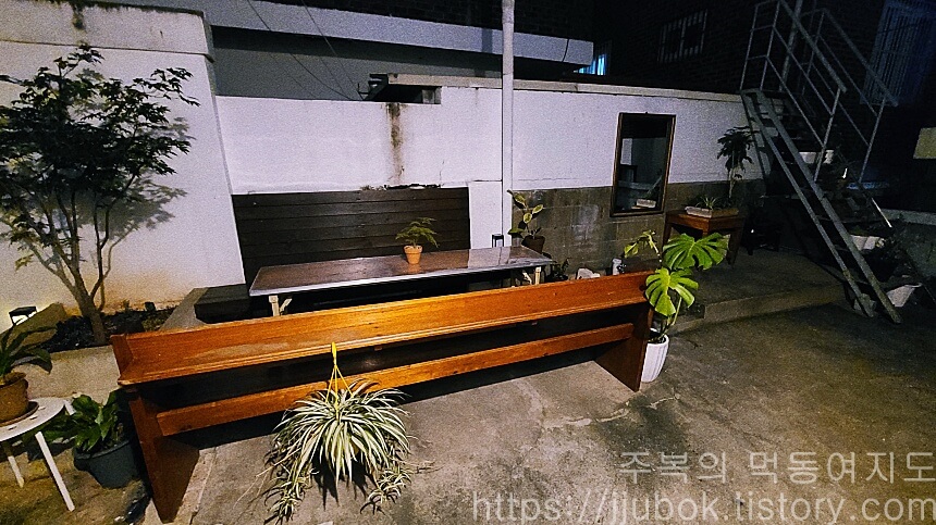 카페-코사메-테라스-공간-3