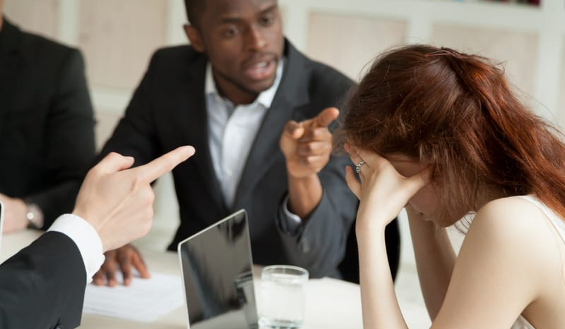 상대를 모멸하는 것