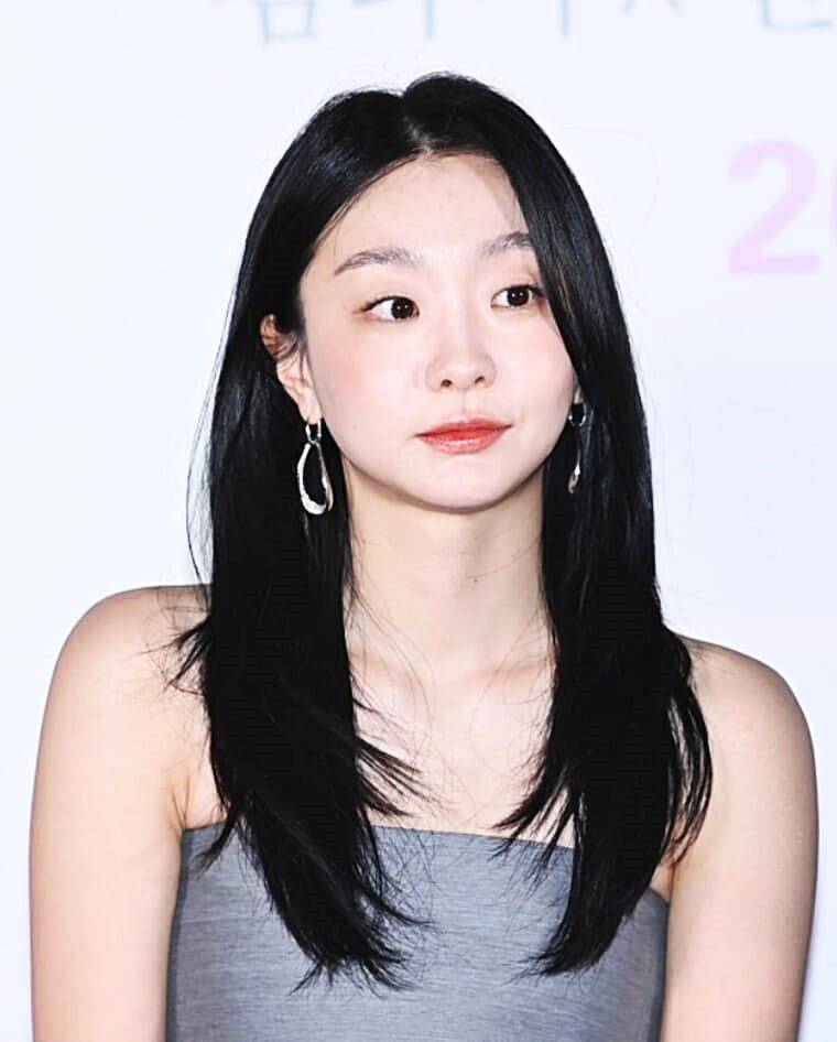 배우-김다미