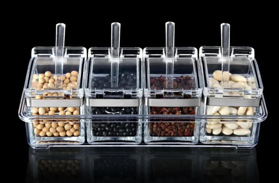 착색이나 냄새 밴 반찬통 청소하는 법 - 7