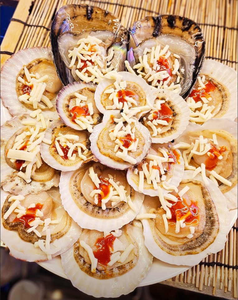 서울 중구 조개구이 맛집 신당조갯집, 방문객들이 극찬한 메뉴