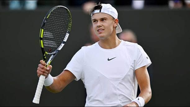 홀거 루네 선수 사진