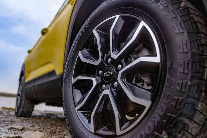 쉐보레 트레일블레이저 페이스리프트 가격 연비 제원 성능 디자인