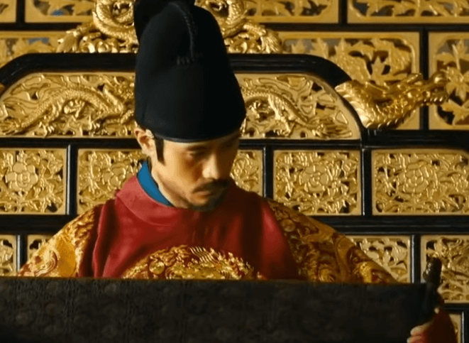 던진 묵직한 질문