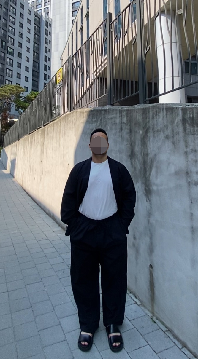 데일리룩('26. 6. 29.)지유 X 엔지니어드 가먼츠 지유엔가 코드레인 재킷 팬츠 셋업, 무신사스탠다드 쿨탠다드 티셔츠, MMGL 엠엠지엘 가죽샌들, 마크-4 덤벨 피어싱 실버