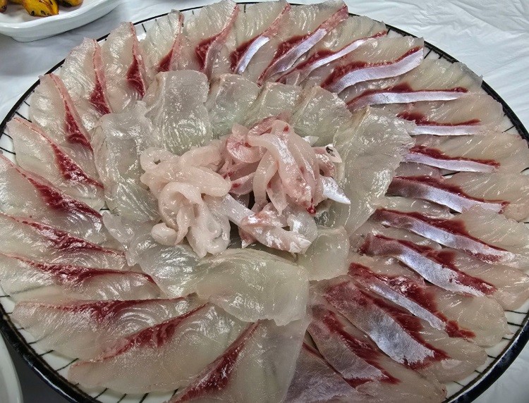 EBS-극한직업-거제도-이수도-1박3식-민박집